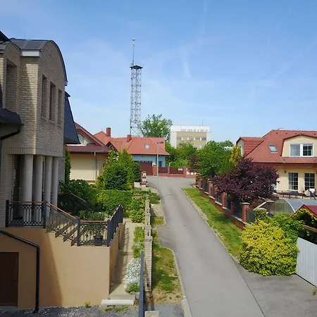 Nad Helmrovkou Проживание в семье Прага