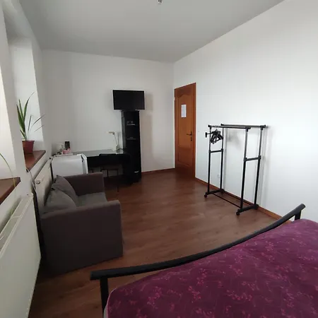 Nad Helmrovkou * Praha